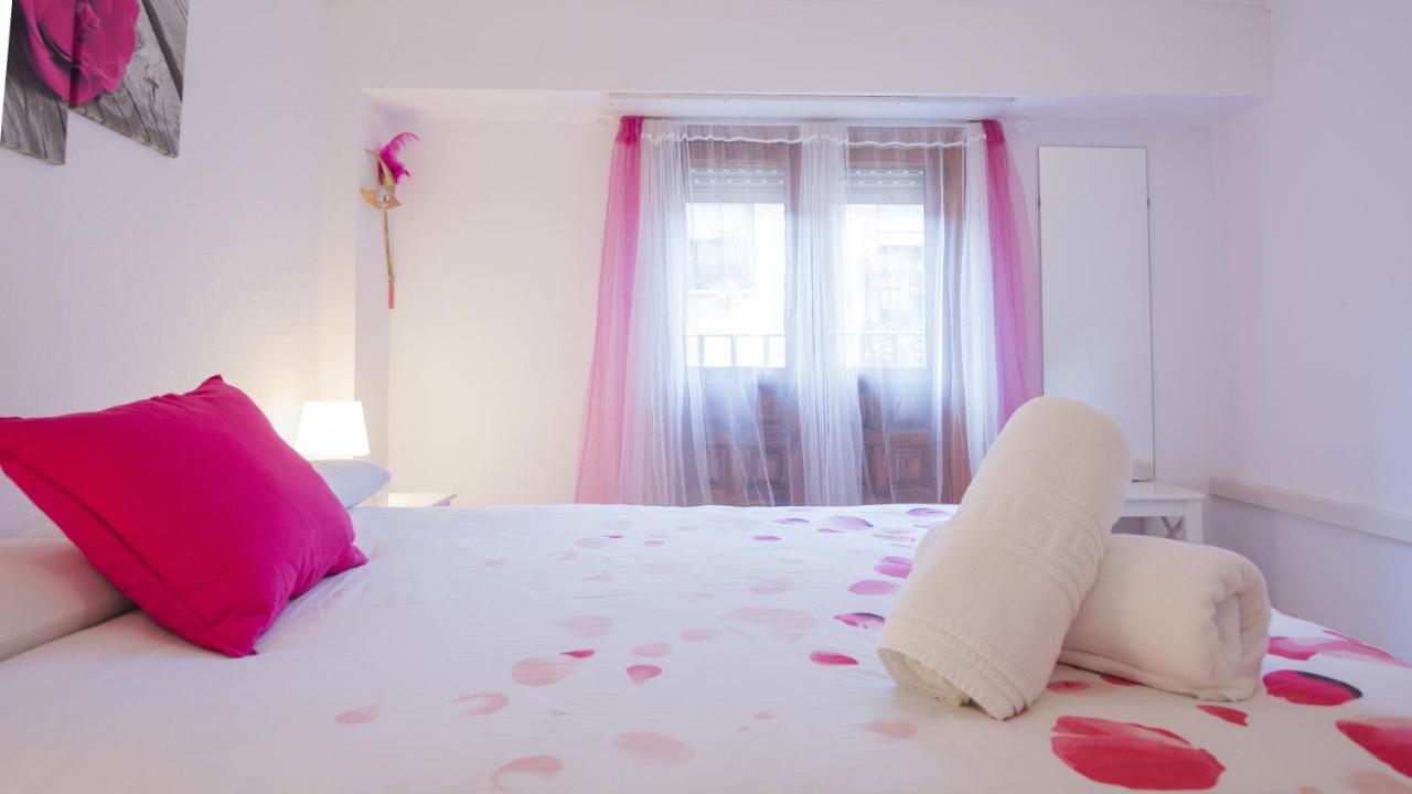 La Casita Del Arbol - Apartamentos Aloha Toledo Luaran gambar