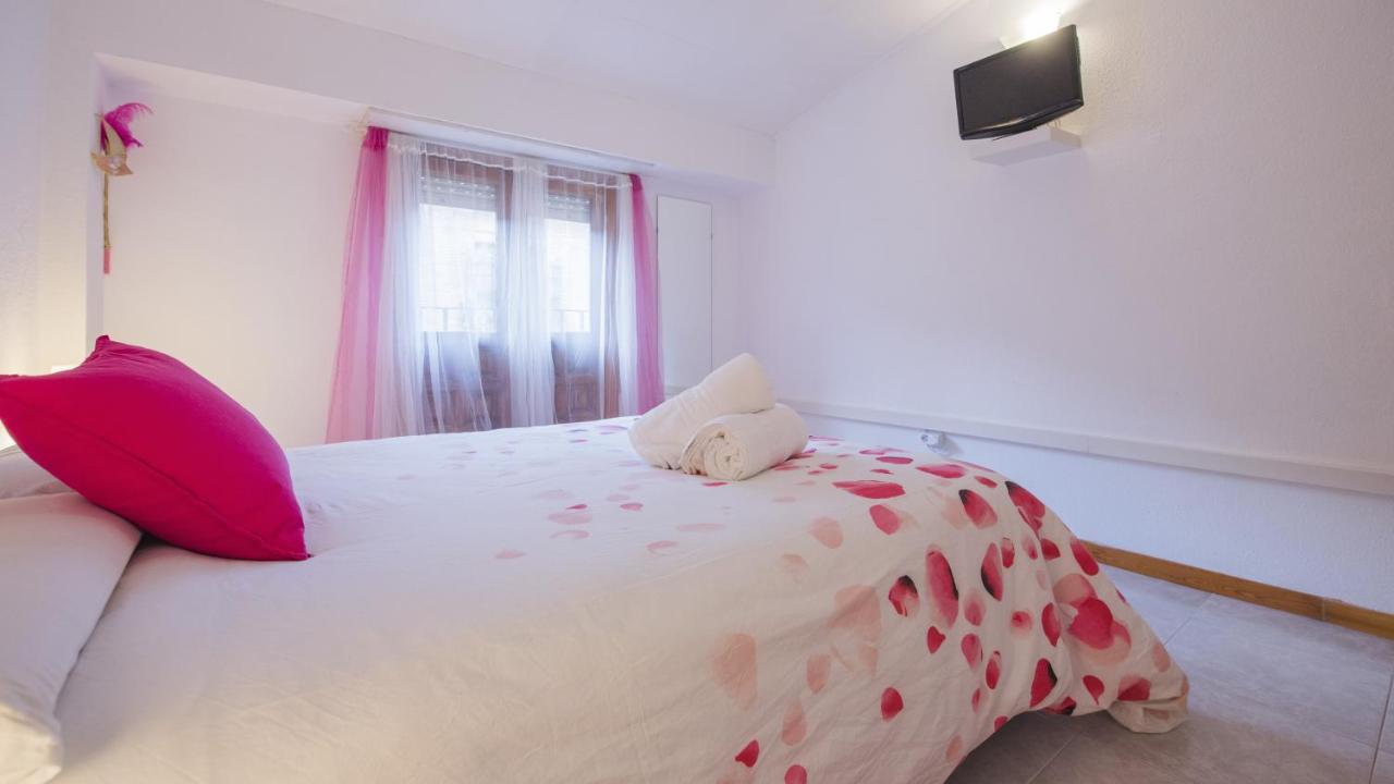 La Casita Del Arbol - Apartamentos Aloha Toledo Luaran gambar